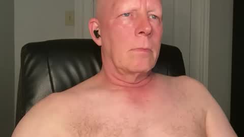 Eddy online show from October 7, 2025, 2:31 am