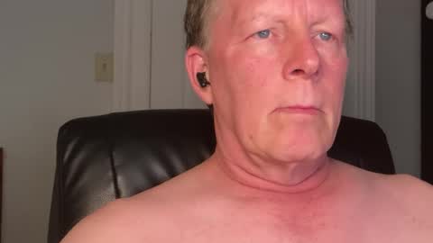 Snapshot of eddygl1968 chatting on August 4, 2026, 2:26 am Eddy online show from August 4, 2026, 2:26 am