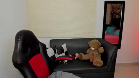 Snapshot of edelaine_rogers chatting on October 20, 2025, 11:05 pm ede online show from October 20, 2025, 11:05 pm