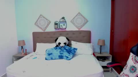 Snapshot of edelaine_rogers chatting on November 15, 2025, 10:04 pm ede online show from November 15, 2025, 10:04 pm