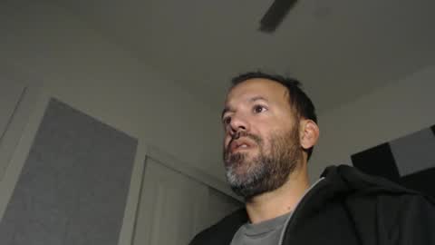 Snapshot of edge_masters chatting on January 10, 2025, 2:25 am EdgeM online show from January 10, 2025, 2:25 am