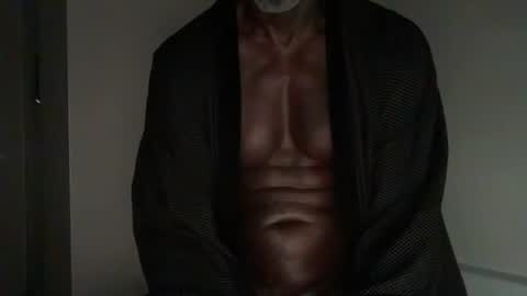 Snapshot of edgingdaddy chatting on October 1, 2025, 5:30 pm Dad online show from October 1, 2025, 5:30 pm