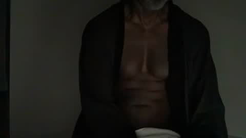 Dad online show from December 3, 2025, 4:49 pm