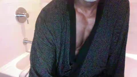 Snapshot of edgingdaddy chatting on June 20, 2026, 11:02 am Dad online show from June 20, 2026, 11:02 am