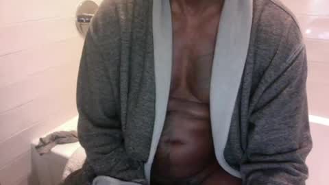Snapshot of edgingdaddy chatting on June 24, 2026, 8:19 pm Dad online show from June 24, 2026, 8:19 pm