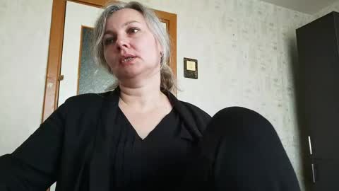 edithmanning online show from May 15, 2026, 6:31 am