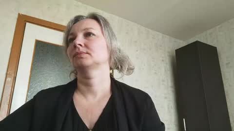 edithmanning online show from May 16, 2026, 5:48 am