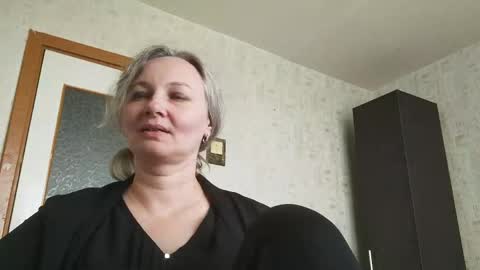 edithmanning online show from May 16, 2026, 10:36 am