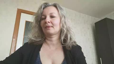 edithmanning online show from June 1, 2026, 5:53 am