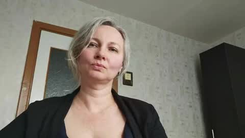 edithmanning online show from June 4, 2026, 8:20 am