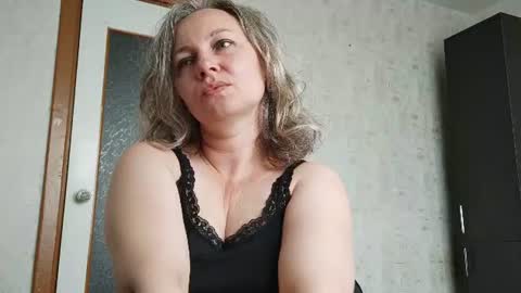 edithmanning online show from July 20, 2026, 6:49 am