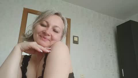 edithmanning online show from July 28, 2026, 6:53 am