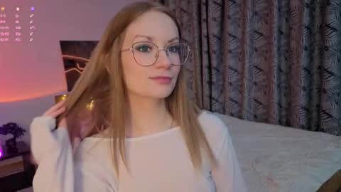 Snapshot of edlin_gail chatting on October 13, 2025, 2:39 pm Edlin Gali online show from October 13, 2025, 2:39 pm