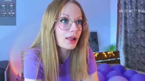 Snapshot of edlin_gail chatting on November 15, 2025, 1:36 am Edlin Gali online show from November 15, 2025, 1:36 am