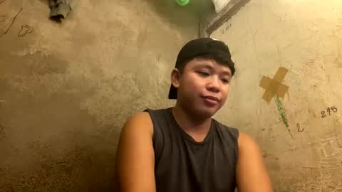 Snapshot of edrianburca052 chatting on April 19, 2026, 5:56 pm urasian chub online show from April 19, 2026, 5:56 pm