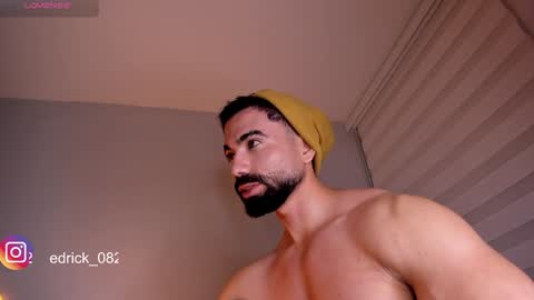 Snapshot of edrick_walton chatting on February 8, 2025, 2:58 am edrick online show from February 8, 2025, 2:58 am