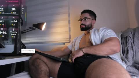 Snapshot of edrick_walton chatting on May 13, 2026, 12:02 pm edrick online show from May 13, 2026, 12:02 pm
