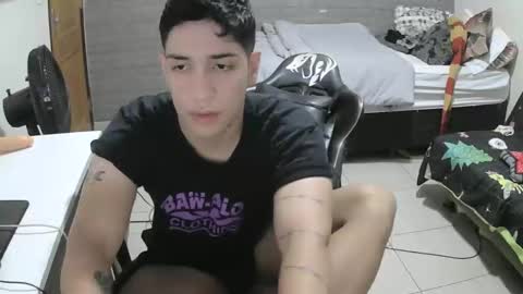 Snapshot of eduardobranco chatting on December 21, 2025, 9:55 pm eduardobranco online show from December 21, 2025, 9:55 pm