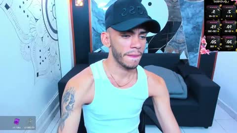 Snapshot of edward_24_ chatting on January 5, 2025, 4:04 am Edward Colleman online show from January 5, 2025, 4:04 am