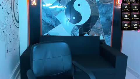 Snapshot of edward_24_ chatting on February 6, 2025, 4:10 am Edward Colleman online show from February 6, 2025, 4:10 am