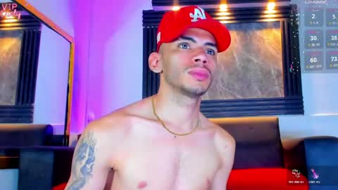 Snapshot of edward_24_ chatting on May 17, 2026, 3:48 am Edward Colleman online show from May 17, 2026, 3:48 am