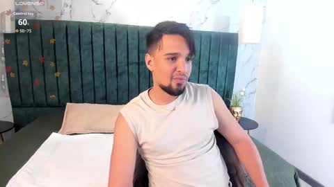 Eduardo online show from September 14, 2025, 3:38 am