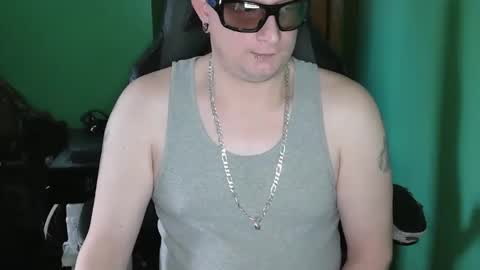 Snapshot of edwardaims_2please chatting on March 28, 2026, 5:34 pm edwardaims_2please online show from March 28, 2026, 5:34 pm