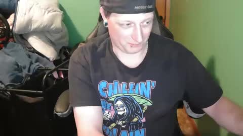 Snapshot of edwardaims_2please chatting on May 31, 2026, 12:52 am edwardaims_2please online show from May 31, 2026, 12:52 am