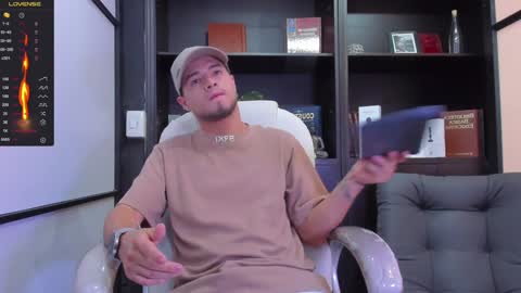 Edward Ross online show from January 28, 2025, 8:15 pm