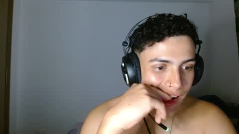 Snapshot of edwisalvatore chatting on January 10, 2025, 7:35 am edwisalvatore online show from January 10, 2025, 7:35 am