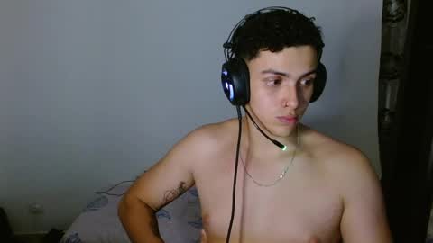 Snapshot of edwisalvatore chatting on January 14, 2025, 4:57 am edwisalvatore online show from January 14, 2025, 4:57 am