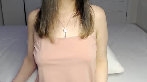 eelena4kiss online show from February 2, 2026, 10:03 am