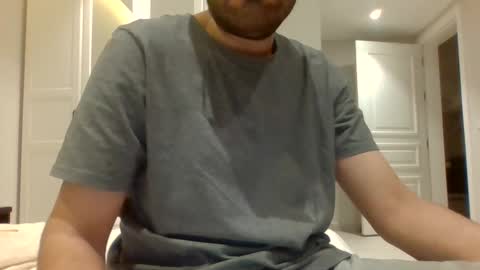 Snapshot of efen0502 chatting on January 30, 2025, 6:32 pm Naughty Boy online show from January 30, 2025, 6:32 pm