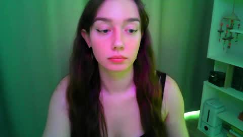 Snapshot of effie_balconii chatting on May 11, 2026, 2:45 pm effie_balconii online show from May 11, 2026, 2:45 pm