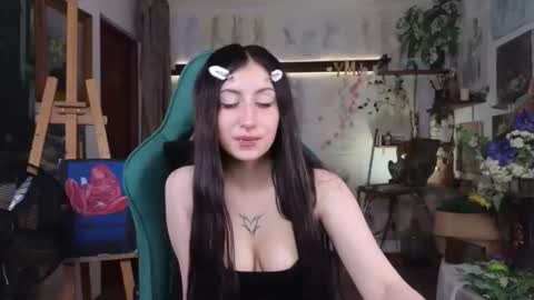 Snapshot of effiemeowley chatting on June 6, 2026, 7:13 am effiemeowley online show from June 6, 2026, 7:13 am