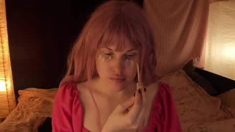 Effie Mur online show from February 23, 2025, 3:29 pm