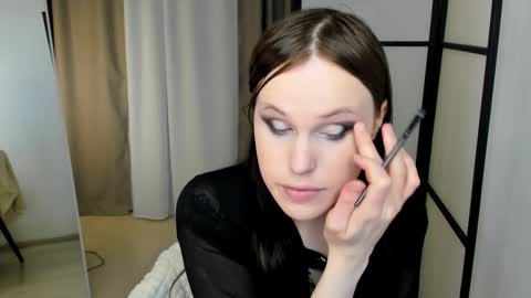 Effie Mur online show from January 31, 2026, 8:51 pm