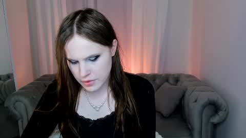 Snapshot of effiemur chatting on June 26, 2026, 10:25 pm Effie Mur online show from June 26, 2026, 10:25 pm