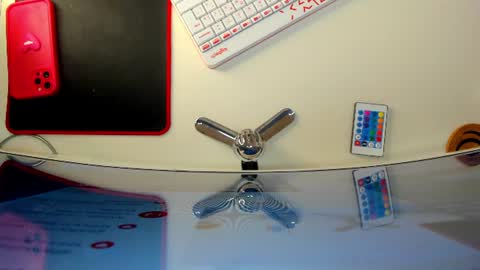 Snapshot of effiemur chatting on August 1, 2026, 8:30 pm Effie Mur online show from August 1, 2026, 8:30 pm