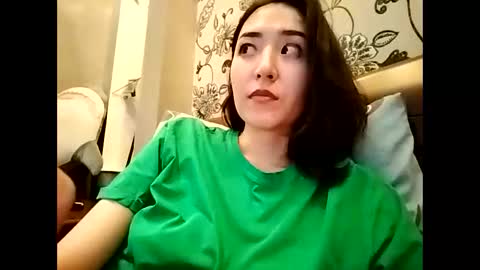 Effy online show from April 29, 2026, 5:41 pm