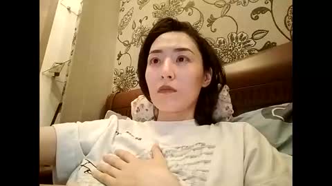 Snapshot of effy007 chatting on May 11, 2026, 4:04 pm Effy online show from May 11, 2026, 4:04 pm