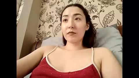 Snapshot of effy007 chatting on May 12, 2026, 12:13 pm Effy online show from May 12, 2026, 12:13 pm