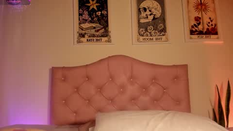 Snapshot of effy_cb chatting on March 2, 2026, 3:20 am effy online show from March 2, 2026, 3:20 am