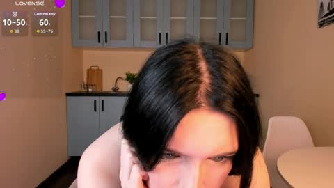 effybev online show from April 25, 2026, 8:17 pm