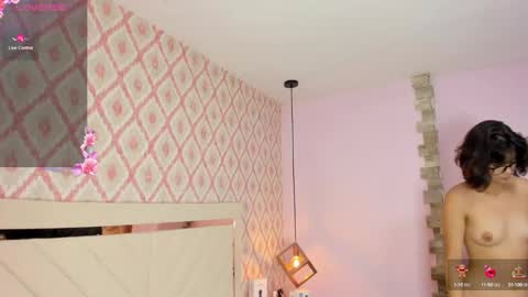  E F F Y  online show from December 10, 2024, 10:37 pm