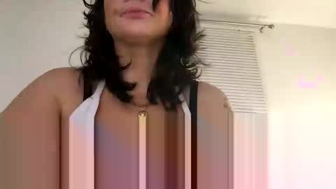 eggnog_and_booty online show from December 20, 2025, 12:01 pm