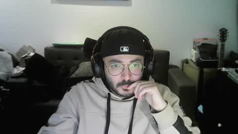 egyptianthickdick_95 online show from January 12, 2025, 8:03 pm