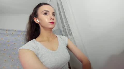 Snapshot of ehotlovea chatting on July 2, 2026, 5:57 am Erik and Alice online show from July 2, 2026, 5:57 am