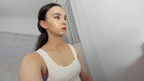 Snapshot of ehotlovea chatting on July 8, 2026, 12:37 am Erik and Alice online show from July 8, 2026, 12:37 am
