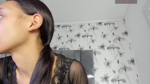 Snapshot of ehotloveaxxx chatting on February 2, 2025, 12:35 pm Valery online show from February 2, 2025, 12:35 pm